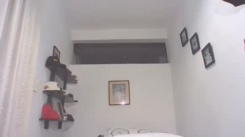 Snapshot of manuel444rl chatting on February 24, 7:11 am Manuel RL online show from February 24, 7:11 am