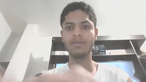 Snapshot of manuel444rl chatting on February 12, 5:48 pm Manuel RL online show from February 12, 5:48 pm
