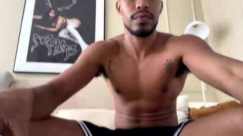 Manuel online show from May 20, 6:14 pm