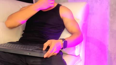 Snapshot of manuel_fpg chatting on September 21, 8:31 pm Manuel online show from September 21, 8:31 pm