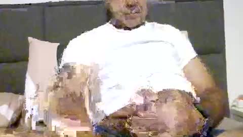 Snapshot of manuv chatting on October 14, 6:31 am manuv online show from October 14, 6:31 am