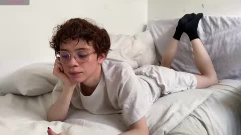 Maple online show from February 24, 8:25 pm