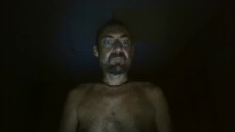 Snapshot of marc_cereza chatting on February 21, 7:01 am marc_cereza online show from February 21, 7:01 am