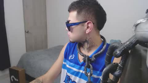 Snapshot of marcelo_m1lk chatting on September 20, 1:55 pm marcelo_m1lk online show from September 20, 1:55 pm