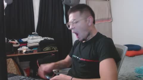 Snapshot of marcelo_m1lk chatting on September 13, 1:12 pm marcelo_m1lk online show from September 13, 1:12 pm