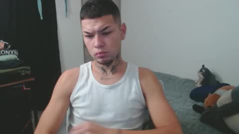 Snapshot of marcelo_m1lk chatting on September 11, 9:52 am marcelo_m1lk online show from September 11, 9:52 am