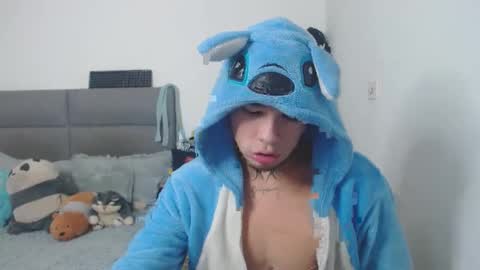 Snapshot of marcelo_m1lk chatting on September 9, 9:57 pm marcelo_m1lk online show from September 9, 9:57 pm