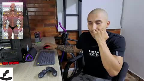 Marck  Independent model  online show from April 26, 3:48 am