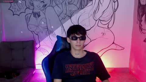 marco_777_ online show from April 26, 6:59 pm