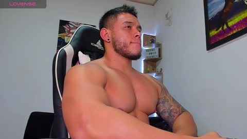 Snapshot of marco_diaz1 chatting on October 4, 12:59 am Marco Diaz online show from October 4, 12:59 am