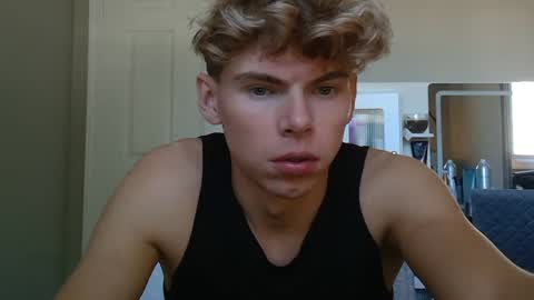 marcoswavay19 online show from October 9, 7:19 pm