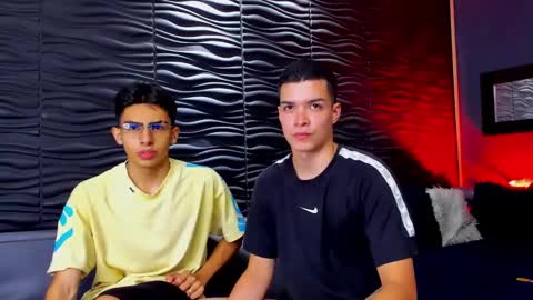 Snapshot of marcoyethan chatting on January 5, 4:47 am Marco and Ethan online show from January 5, 4:47 am