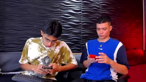 Snapshot of marcoyethan chatting on December 23, 10:10 am Marco and Ethan online show from December 23, 10:10 am