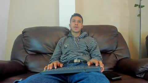 marcus_jeron online show from May 6, 12:22 am