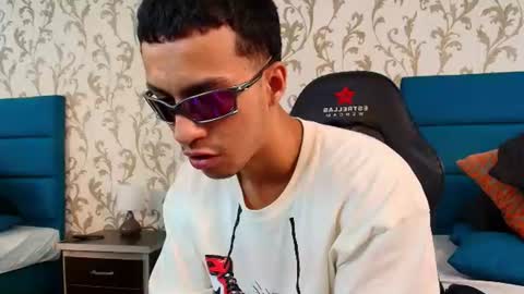 marcus_jeron online show from June 14, 3:47 pm
