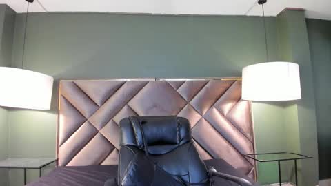 marcus_jeron online show from October 20, 9:30 pm