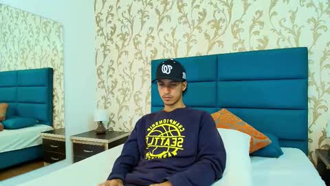 Snapshot of marcus_jeron chatting on September 26, 5:05 am marcus_jeron online show from September 26, 5:05 am