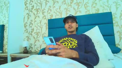 Snapshot of marcus_jeron chatting on September 27, 5:16 am marcus_jeron online show from September 27, 5:16 am