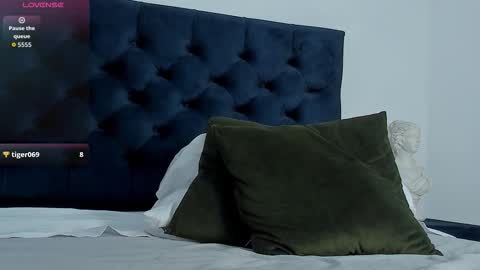 marcus_moreno online show from December 3, 10:27 pm