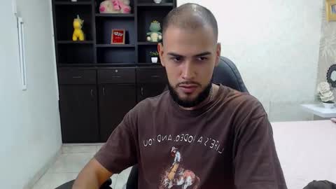 Snapshot of marcus_soler chatting on September 8, 4:39 pm marcus_soler online show from September 8, 4:39 pm