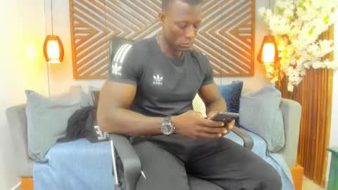 Snapshot of marcusblack_ chatting on October 8, 11:47 am Marcusssss online show from October 8, 11:47 am