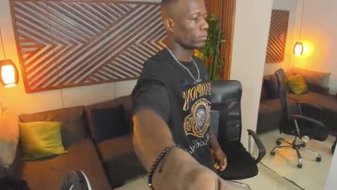 Snapshot of marcusblack_ chatting on March 6, 11:36 am Marcusssss online show from March 6, 11:36 am