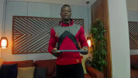 Snapshot of marcusblack_ chatting on March 5, 11:38 am Marcusssss online show from March 5, 11:38 am