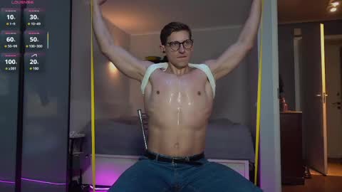 Marcus Diamond  online show from April 15, 11:15 pm