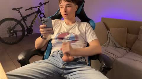 Snapshot of marcussmit chatting on October 12, 10:37 pm Marcus online show from October 12, 10:37 pm