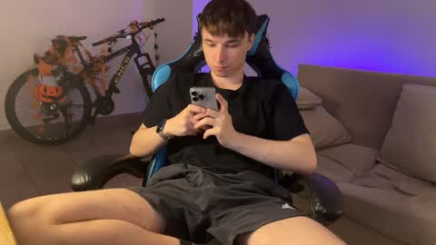 Snapshot of marcussmit chatting on October 28, 10:45 pm Marcus online show from October 28, 10:45 pm