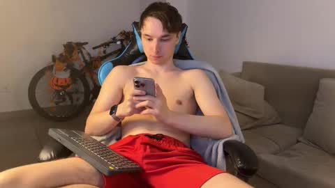 Snapshot of marcussmit chatting on October 30, 9:05 pm Marcus online show from October 30, 9:05 pm