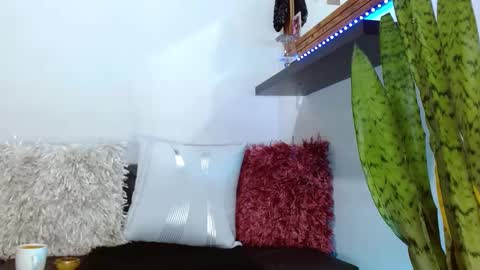 Snapshot of mariacarose chatting on February 19, 10:09 pm mariacarose online show from February 19, 10:09 pm