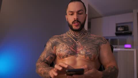 Snapshot of mariano_costa chatting on February 6, 2:44 am Mariano Costa online show from February 6, 2:44 am