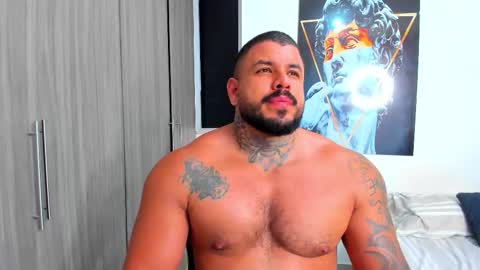 Snapshot of mario_teran chatting on October 16, 3:14 am Mario Teran online show from October 16, 3:14 am