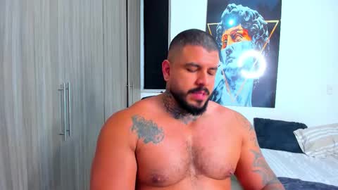 Snapshot of mario_teran chatting on October 18, 5:56 am Mario Teran online show from October 18, 5:56 am