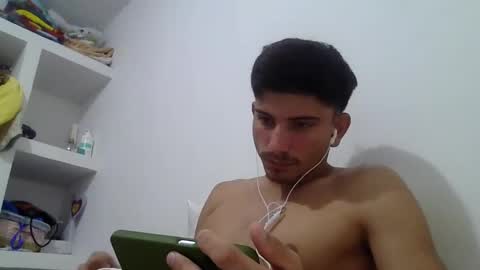 Snapshot of mariobrosss517470 chatting on January 26, 10:46 pm mariobrosss517470 online show from January 26, 10:46 pm