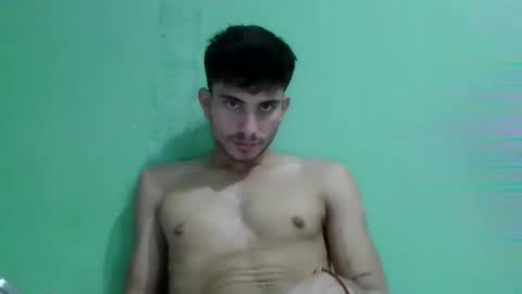 Snapshot of mariobrosss517470 chatting on January 4, 7:44 pm mariobrosss517470 online show from January 4, 7:44 pm