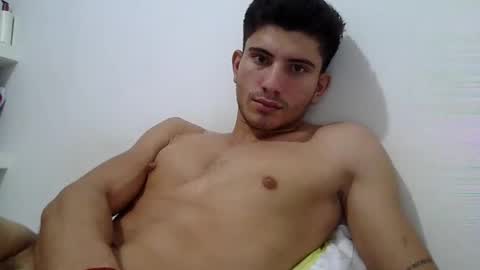 Snapshot of mariobrosss517470 chatting on December 19, 10:32 pm mariobrosss517470 online show from December 19, 10:32 pm