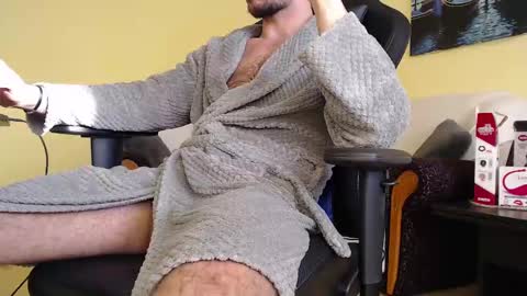 Snapshot of marioslim chatting on January 16, 1:47 pm marioslim online show from January 16, 1:47 pm