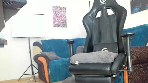 marioslim online show from April 26, 1:52 pm