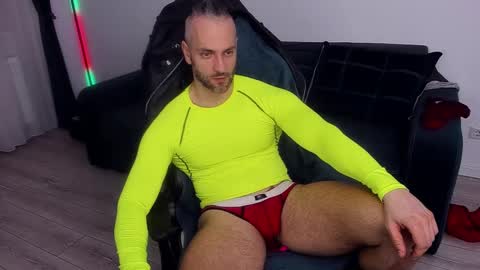 Snapshot of marismuscle chatting on January 22, 7:56 pm MarisMuscle online show from January 22, 7:56 pm