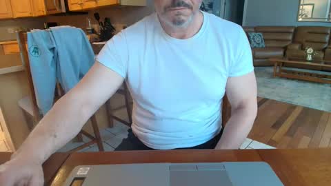 Snapshot of mark48130 chatting on March 8, 1:01 pm Mark online show from March 8, 1:01 pm