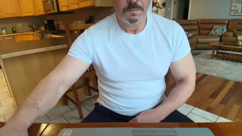 Snapshot of mark48130 chatting on February 26, 1:52 pm Mark online show from February 26, 1:52 pm