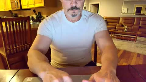 Snapshot of mark48130 chatting on March 5, 1:21 am Mark online show from March 5, 1:21 am