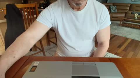 Snapshot of mark48130 chatting on March 1, 3:05 pm Mark online show from March 1, 3:05 pm