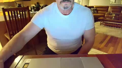 Snapshot of mark48130 chatting on March 2, 1:26 am Mark online show from March 2, 1:26 am