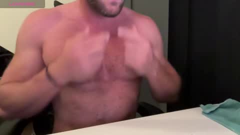 mark9222222 online show from October 25, 7:48 pm