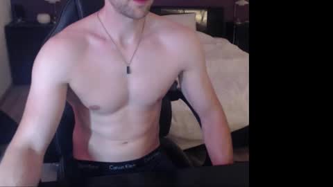 Snapshot of mark_95x chatting on September 19, 9:58 pm mark_95x online show from September 19, 9:58 pm