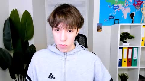 Mark online show from February 9, 3:38 pm