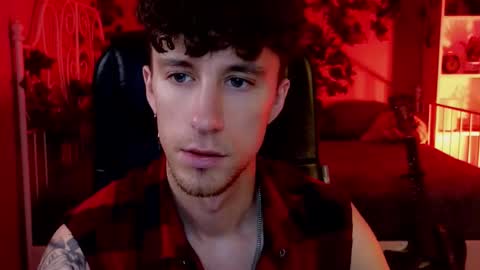 mark_caron online show from December 4, 8:38 pm